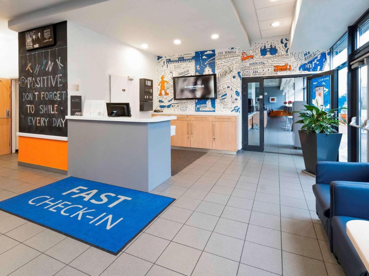 Ibis Budget Krakow Bronowice Exterior photo