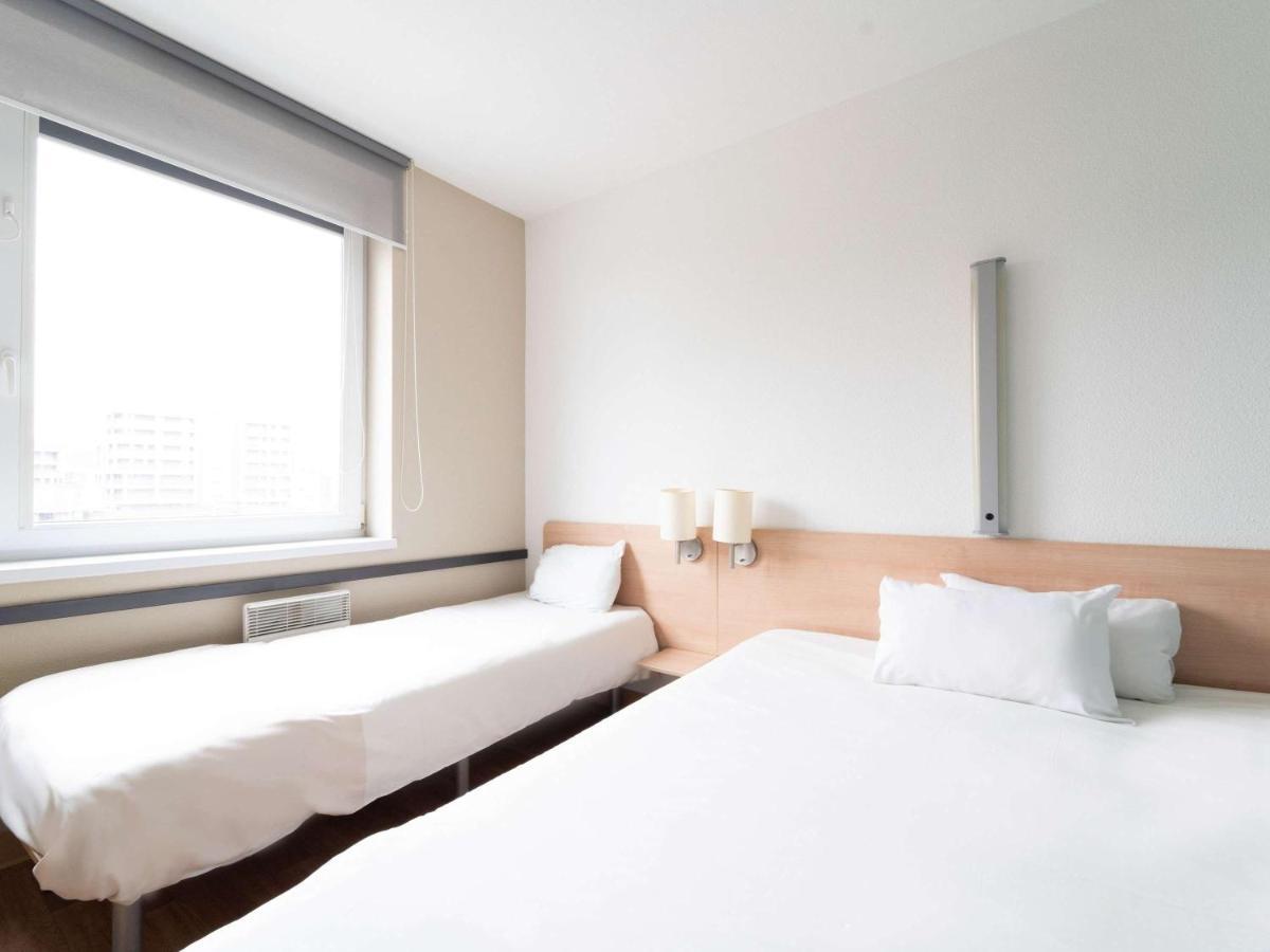 Ibis Budget Krakow Bronowice Exterior photo