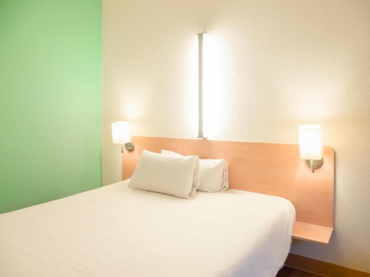 Ibis Budget Krakow Bronowice Exterior photo